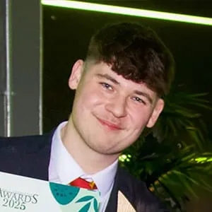 Headshot of Andy Bates