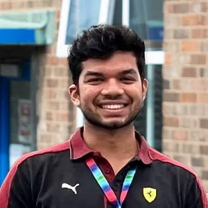 Headshot of Ojass Prakash