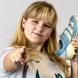 Headshot of Amelie  Dickinson