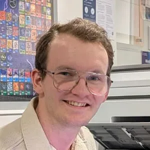 Headshot of Lee Johnston