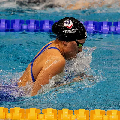 Asia Kent swimming