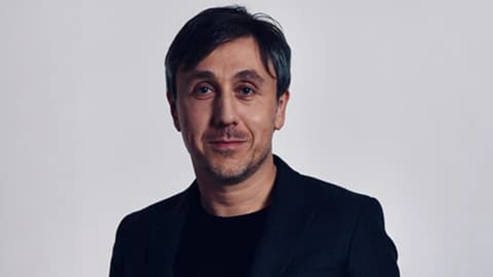 Professor Warren Bramley.