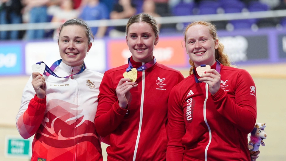(L-R) Sophie Capewell of England (silver),Emma Finucane of Wales (gold) and Rhian Edmunds of Wales (bronze) on the podium following the Women's Sprint final at 2026 Commonwealth Games. Image provided by PA / Alamy