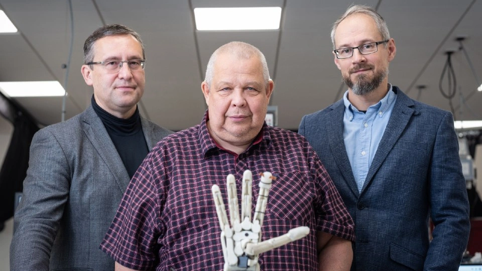 From left to right, Professor Alexander Balanov, Professor Sergey Saveliev, and Dr Pavel Borisov, of the Loughborough University Department of Physics. The scientists are part of a team of international researchers that have created a new artificial neuron that can mimic different parts of the brain – which could be the key to more human-like robotics.